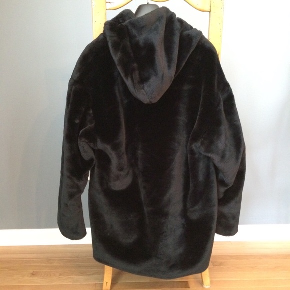 Gap Oversize faux-fur jacket - Picture 4 of 8